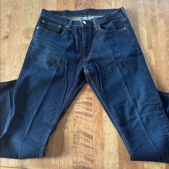 Men's Dark Indigo Straight Jeans Levi 559 - Picture 2 of 4